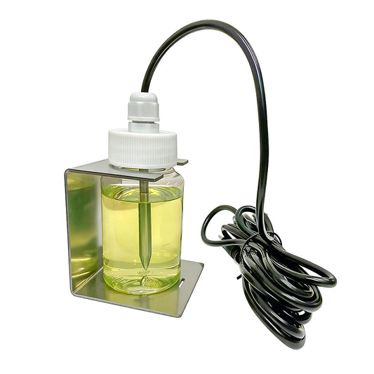 Glycol-filled temperature buffer bottle for refrigerators and freezers